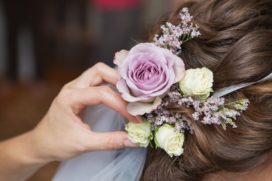 Bridal hairstyle with flowers